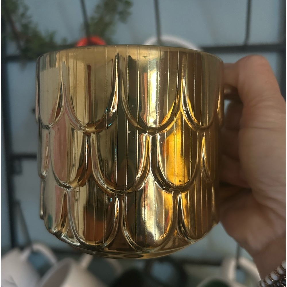 Starbucks Black & Gold Siren Scale Mug